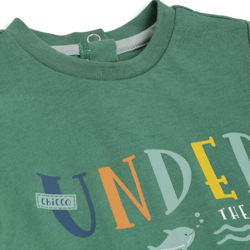 Boys White and Green T-shirt with Short Pants image number 4